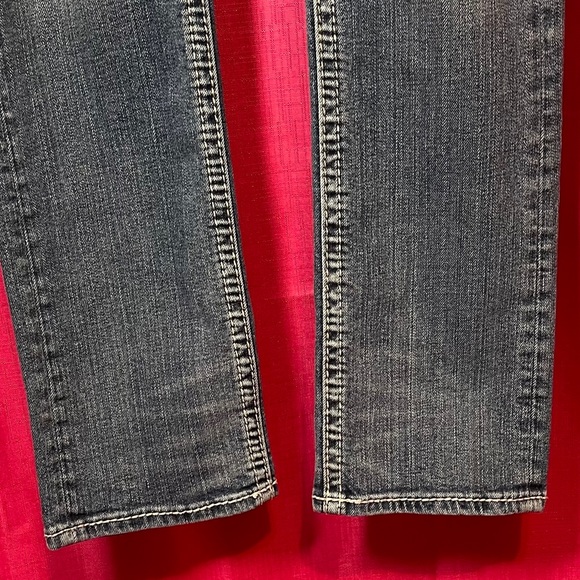 SILVER JEANS CO. SUKI LOW RISE BOOTCUT SIZE 25 - Picture 5 of 15